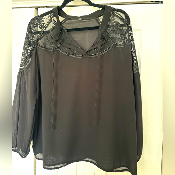 Med sheer long sleeve - Picture 2 of 4